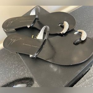 Giuseppi zanotti flat sandal. Diamond ring around toe. In great condition